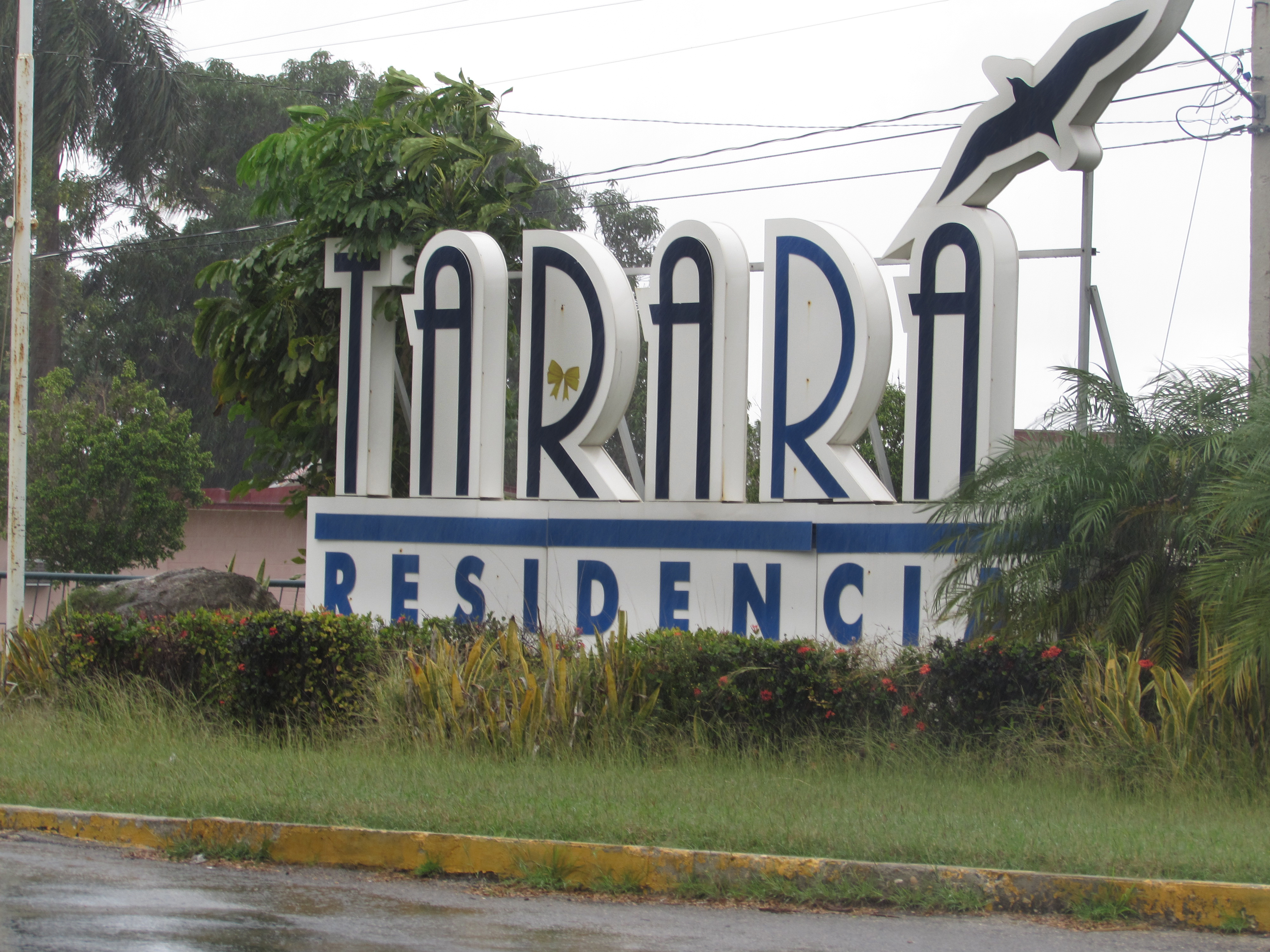 Tarará, días tristes Cubalite