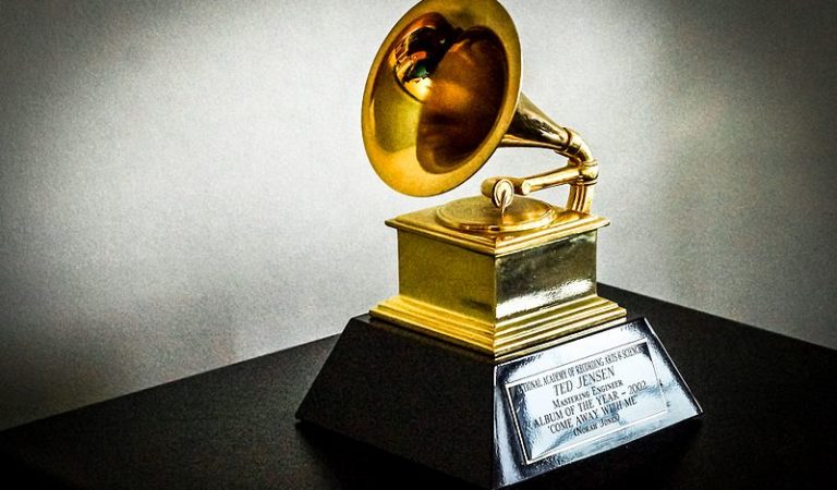 ¿Sabes cuál es la cantante cubana con dos nominaciones a los Grammy 2019?