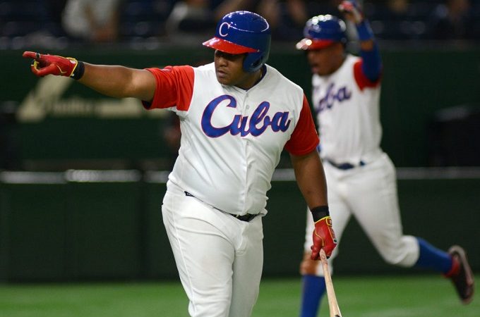 Despaigne ya está en Japón: Estas son sus proyecciones para 2019