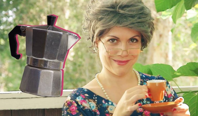 Jenny Lorenzo, la abuela cubana que triunfa en YouTube Jenny Lorenzo, la abuela cubana que triunfa en YouTube