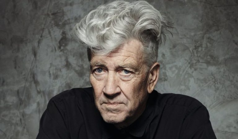 David Lynch debuta en YouTube con dos insólitas series