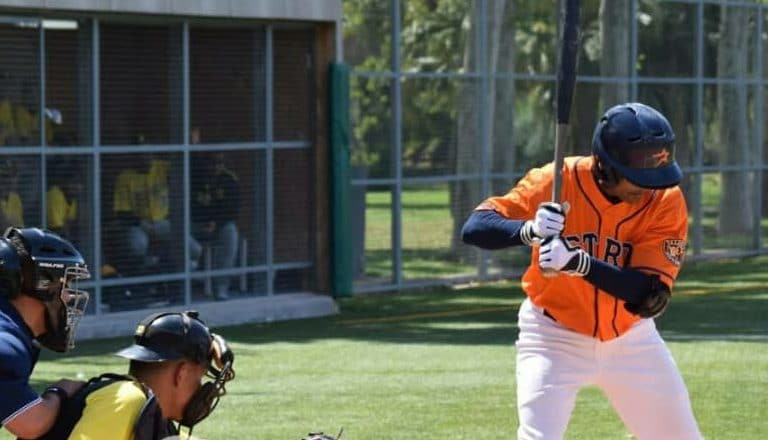 Con AVE. de .461, estelar pelotero cubano es el mejor desde hace 4 años en España