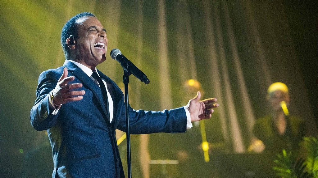 7 grandes momentos en la carrera musical de Jon Secada Cubalite