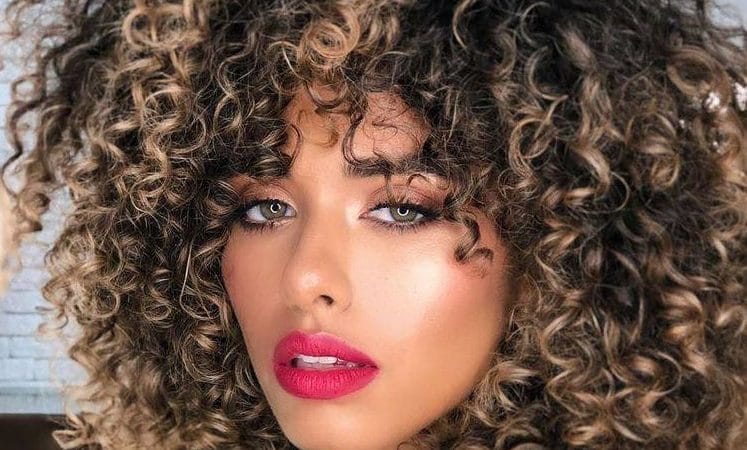 7 emprendimientos cubanos que te ofrecen productos naturales para el cabello rizado o afro