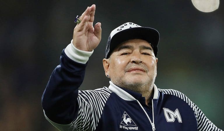 Increíble: Maradona planeó llevar a una cubana en una maleta hacia Argentina