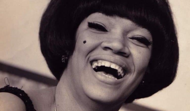 La caótica y teatral vida de La Lupe, la cubana que se convirtió en “reina del latin soul”