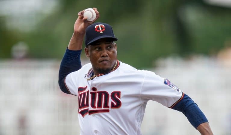 Cubano Yennier Cano podría jugar por otro país en el PreClásico Mundial Cubano Yennier Cano podría jugar por otro país en el PreClásico Mundial