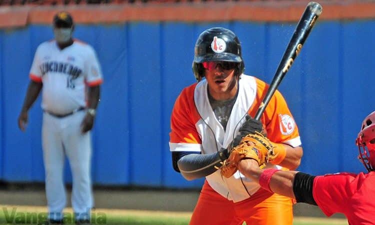 Pelotero de la Serie 62 pidió la baja y llegó a Estados Unidos
