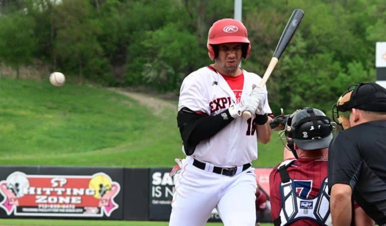 Pidió la baja del béisbol cubano y hoy juega en una liga de EEUU como regular Pidió la baja del béisbol cubano y hoy juega en una liga de EEUU como regular