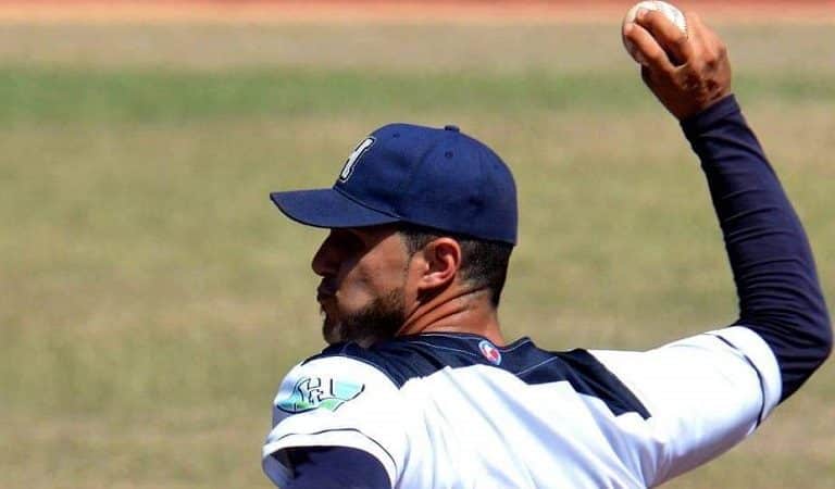 Pitcher de un equipo Cuba, fuera de la próxima Serie Nacional Pitcher de un equipo Cuba, fuera de la próxima Serie Nacional