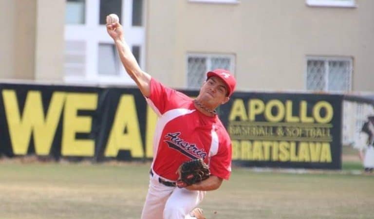 Aquí los 10 cubanos por 3 países en el Campeonato Europeo absoluto de béisbol Aquí los 10 cubanos por 3 países en el Campeonato Europeo absoluto de béisbol