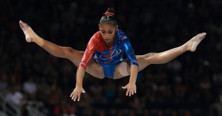 Joven gimnasta olímpica cubana, medallista mundial, rehace su vida fuera del país Joven gimnasta olímpica cubana, medallista mundial, rehace su vida fuera del país